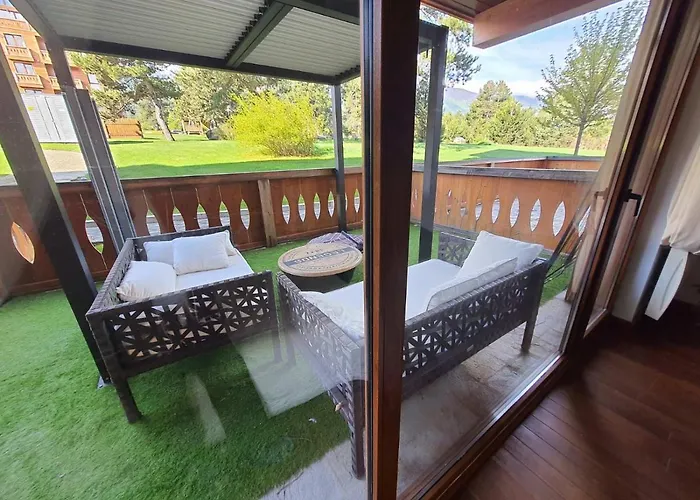 Vintage At Pirin Golf