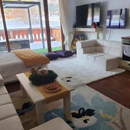 Vintage At Pirin Golf