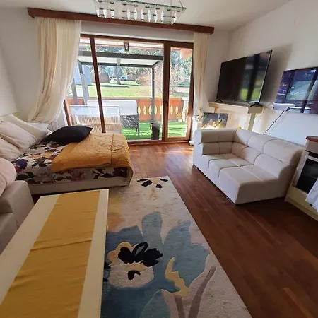 Vintage At Pirin Golf