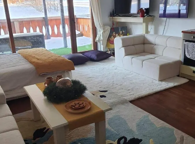 Vintage At Pirin Golf